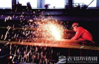 行业景气度下降 钢铁厂不减产寄望“价格反弹”